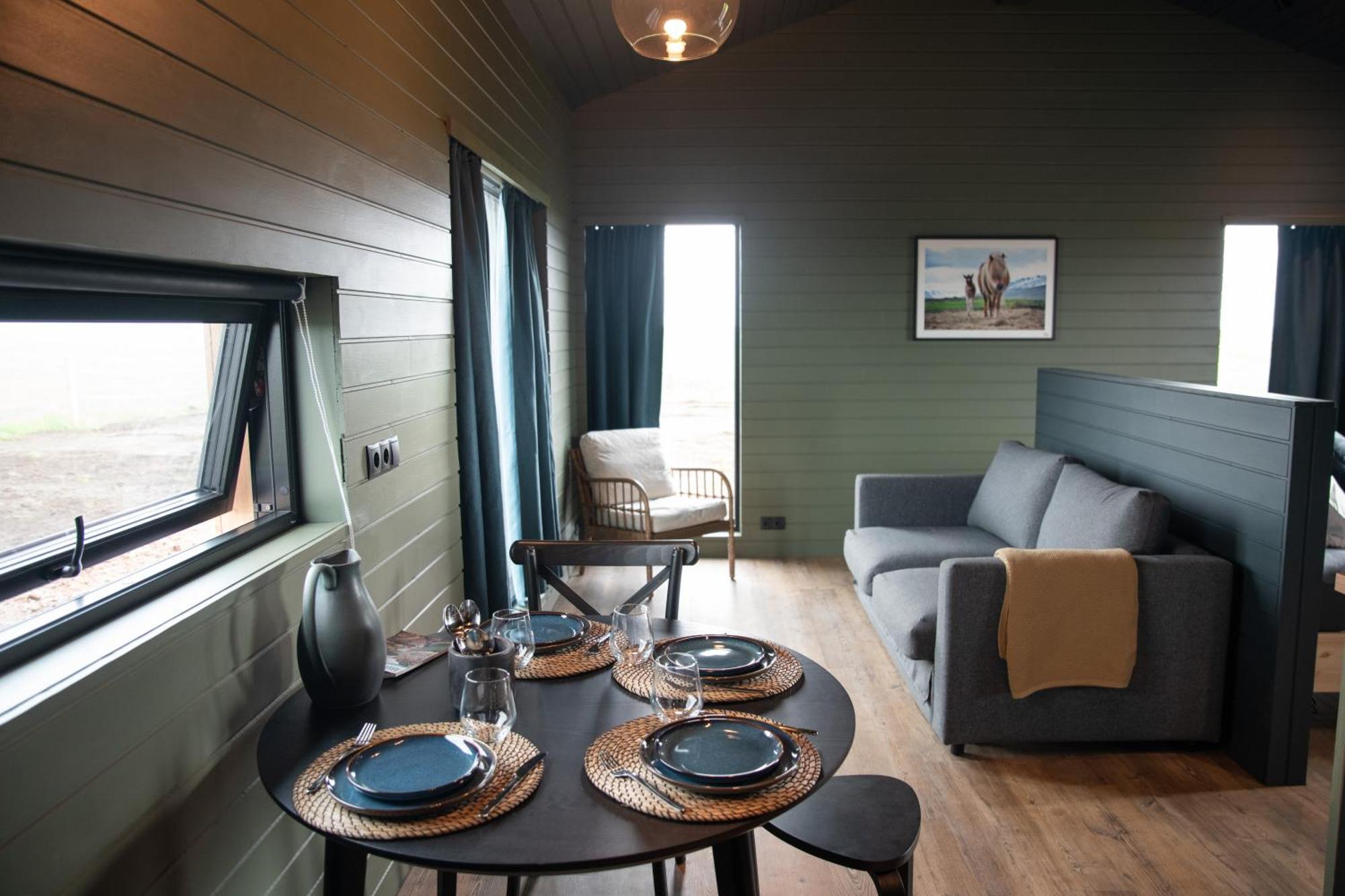 Sleeping With The Horses Apartment Hvolsvollur Bagian luar foto